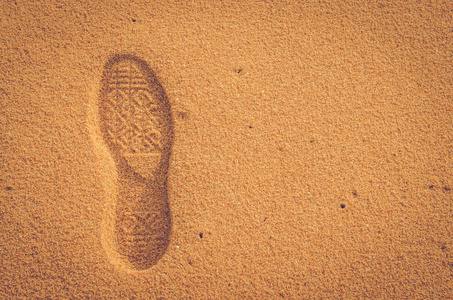 复制在沙滩上的足迹鞋空间