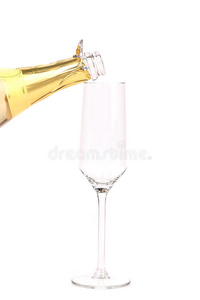 香槟酒瓶和玻璃杯。