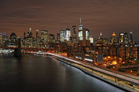 夜幕笼罩曼哈顿图片