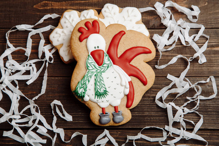 圣诞节自制 gingerbread 的公鸡