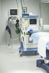 医院手术床图片