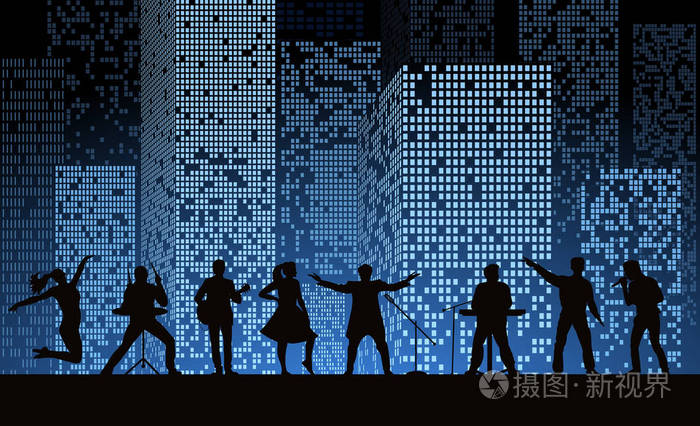 乐队在夜晚城市的背景下,在蓝色风格上显示.节日的概念.