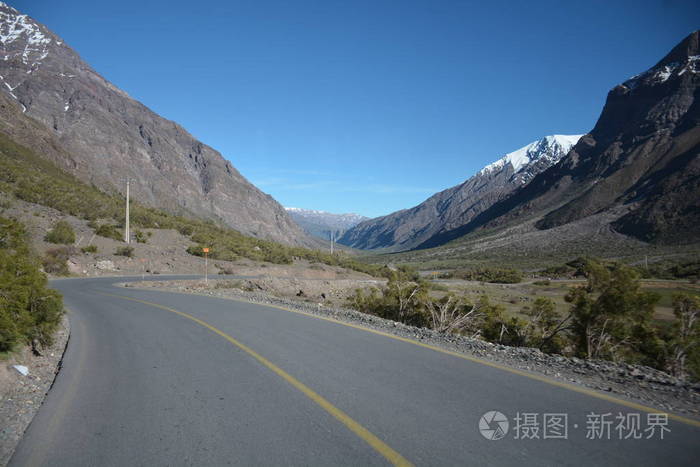 景观的山脉和山谷在智利圣地亚哥