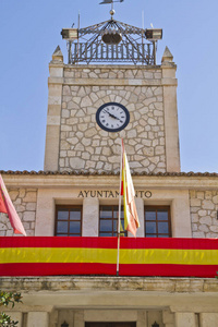 市政厅，西班牙的立面