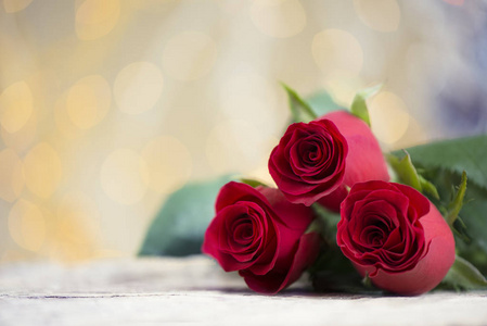 三红玫瑰的情人节那天