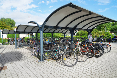 自行车停车区图片