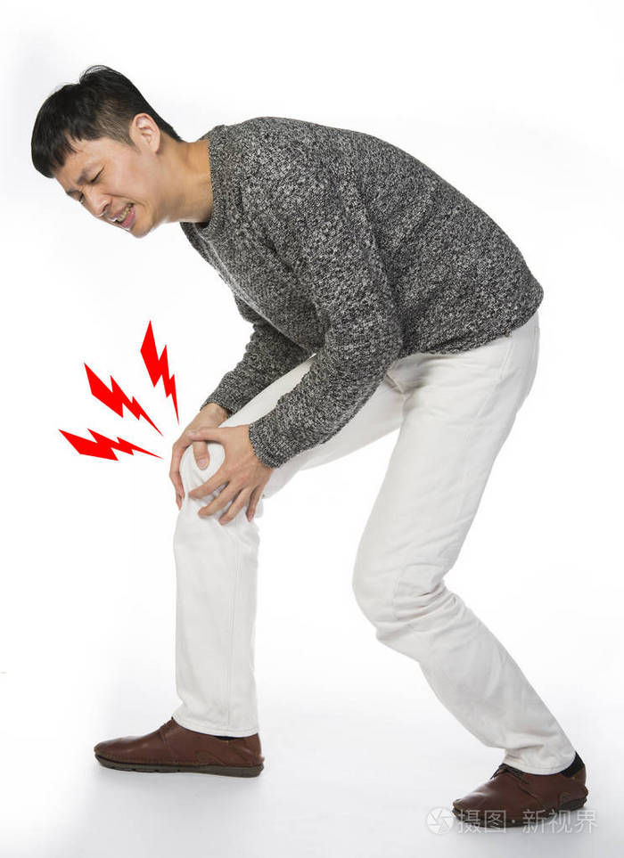 男子患有膝关节疼痛