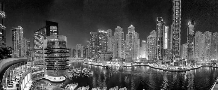 迪拜码头地平线人工运河。迪拜码头是