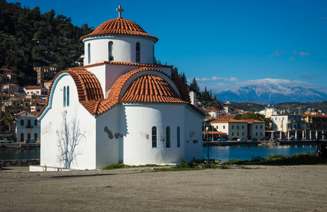 在希腊 Githio 市传统拜占庭式教堂
