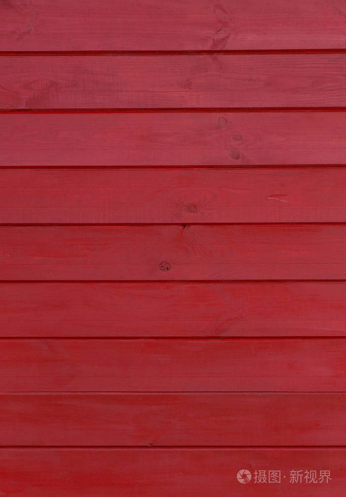 暗红色的木墙