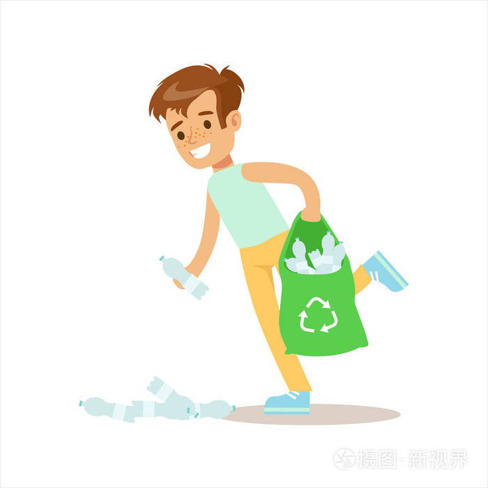 男孩捡回收塑料瓶帮助生态友好型户外园艺孩子和大自然系列的一部分