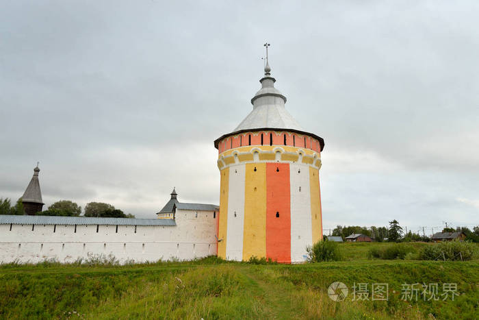 塔的救世主普里卢基的修道院要塞