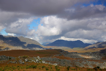 景观图的 Chimanimani 山