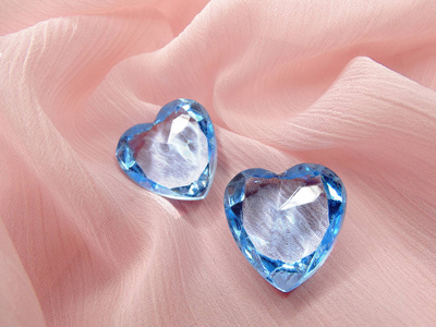 蓝宝石的宝石心丝材料的爱情观