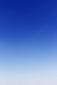 天空没有云图片