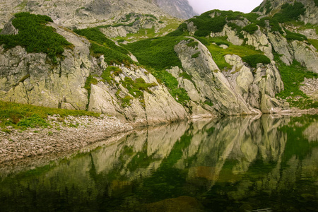 美丽的山湖景观塔特拉斯洛伐克