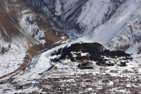 格鲁吉亚卡兹别克山冬季