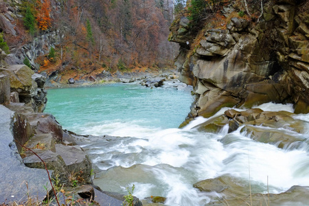 山区河流