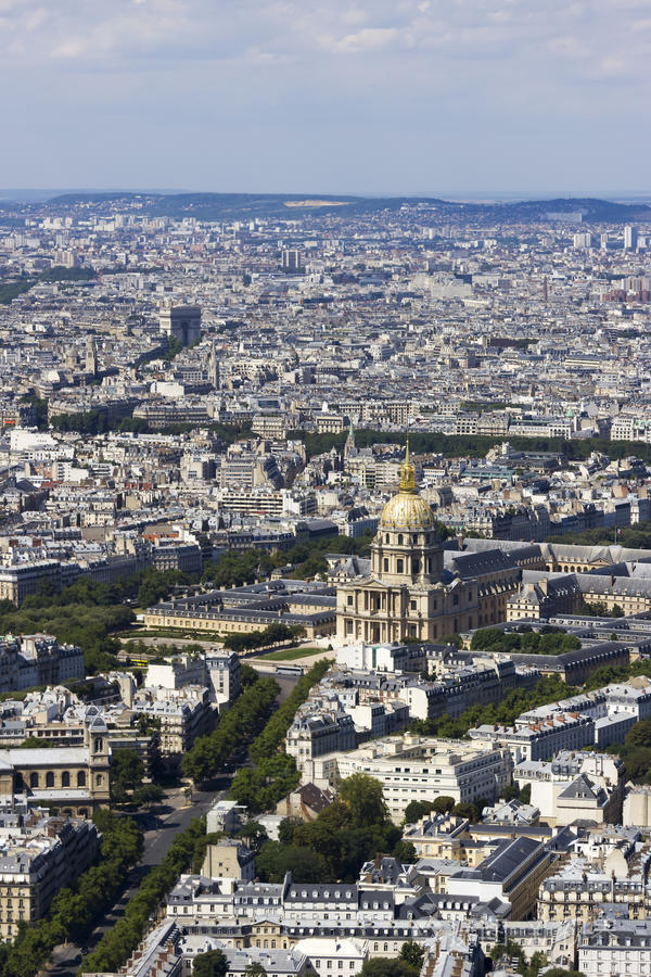 纽约市从蒙帕纳斯俯瞰法国巴黎巴黎航空全景图巴黎雾中的四塔商务区
