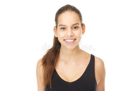 一个快乐的年轻女子微笑的画像