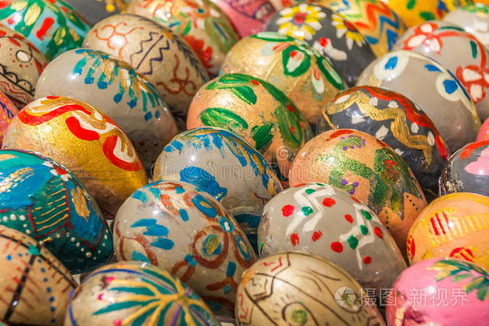 复活节鸡蛋有许多不同的颜色