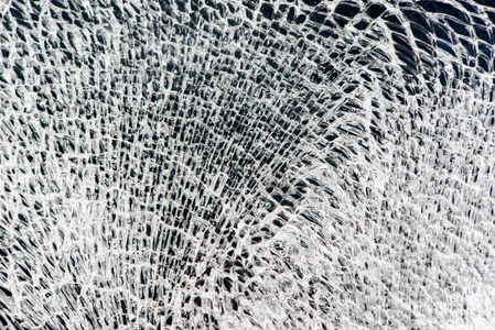 打破镜子图片-打破镜子素材-打破镜子插画-摄图新视界