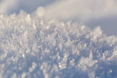 雪水晶在大接近