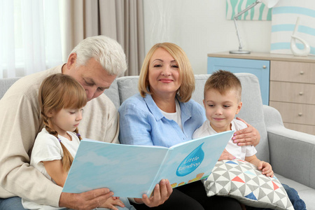 快乐家庭阅读的书