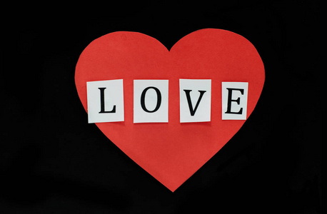 两个红色的心，爱的象征，情人节那天你设计的优秀元素