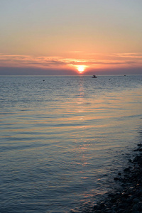 日落在海在 Imereti 海湾