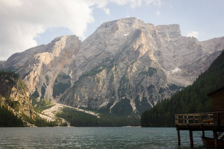 Braies 湖全景