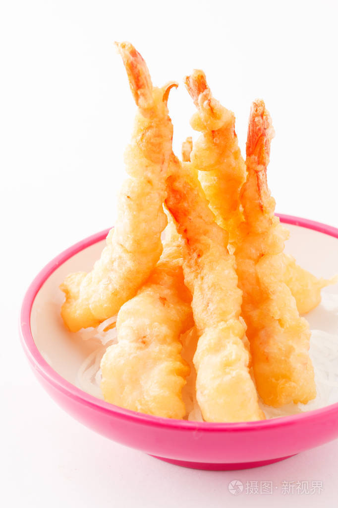 天妇罗虾在板上