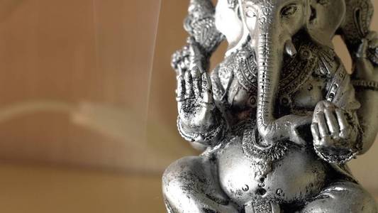 主甘尼萨和印度教。甘尼萨神香。甘尼萨作为印度教 神的智慧和繁荣的象征
