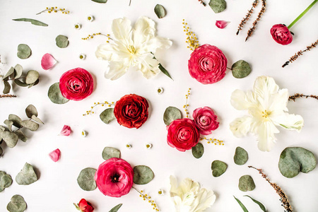 粉红色和红色的玫瑰花或毛茛花纹理