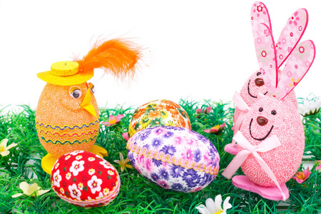复活节彩蛋和小兔子装饰