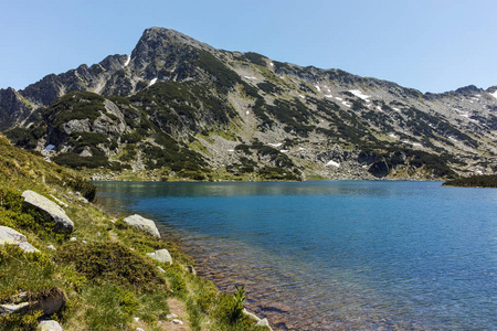 Sivrya 峰值和 Popovo 湖，皮林山