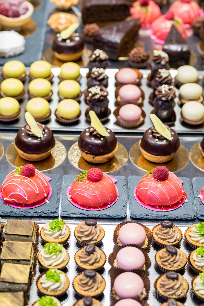 各种各样的迷你甜点