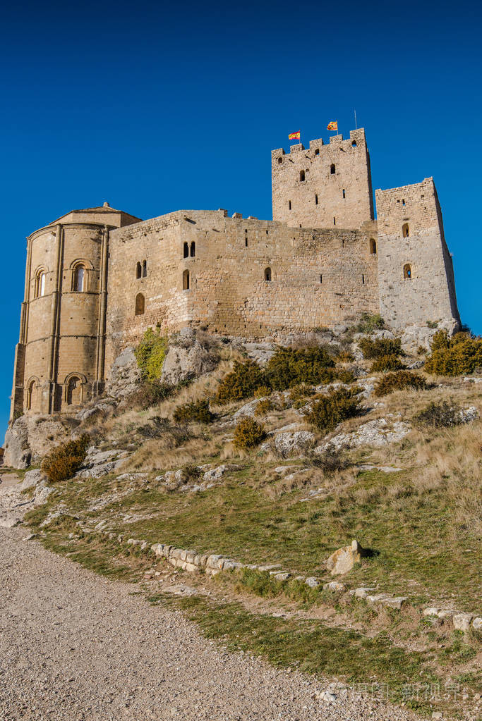 在西班牙古代中世纪loarre骑士城堡