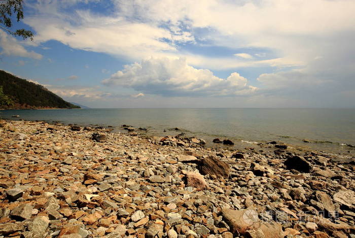 中午岸上贝加尔湖