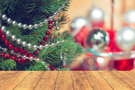 木地板与圣诞树背景