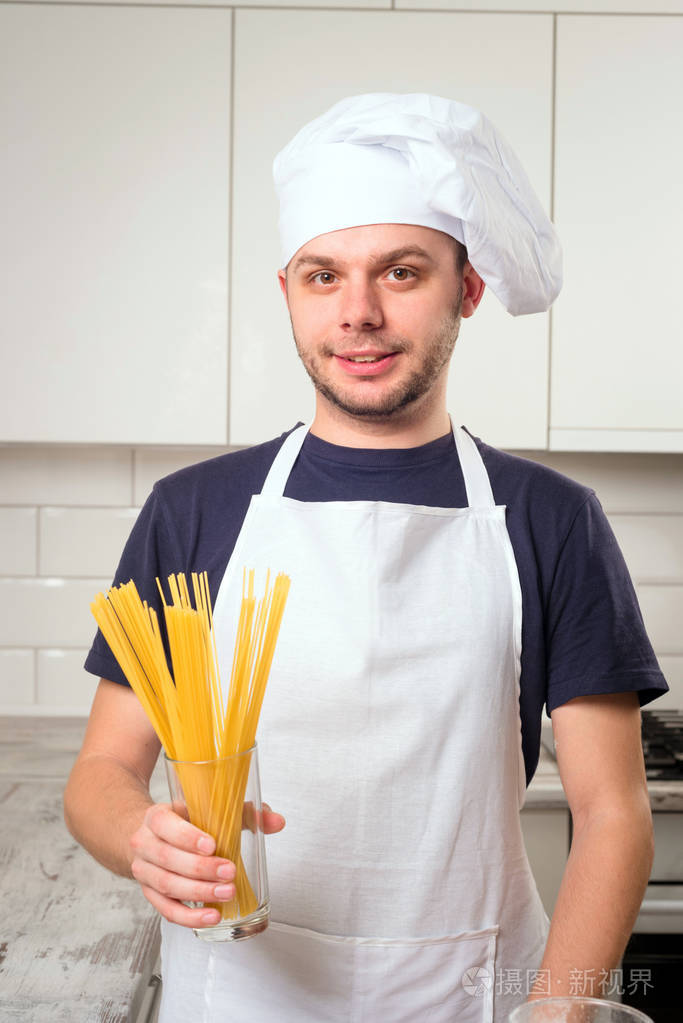 与意大利面厨师