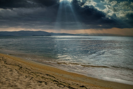 下降的阳光图片