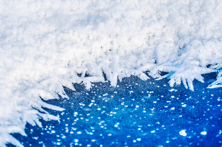 冰霜冬天雪冷水