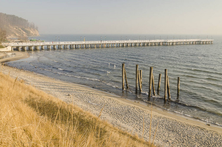 波罗的海和码头在冬季，欧洲在波兰格丁尼亚 orlowo
