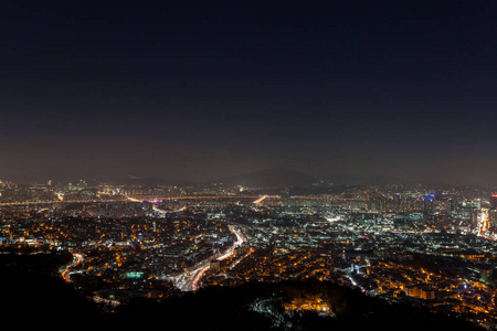 韩国首尔城市景观视图在冬天