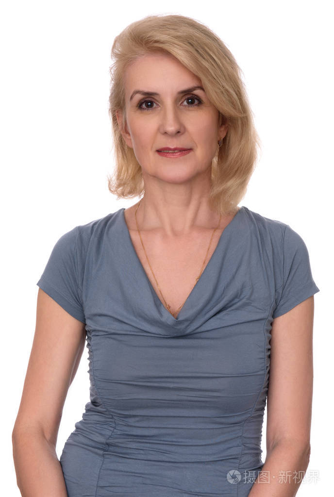 老年妇女肖像.面部护理