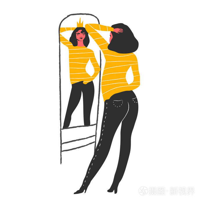 自恋的女人看着镜子