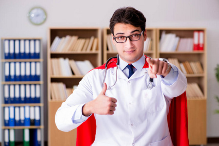 超级英雄医生在实验室医院工作