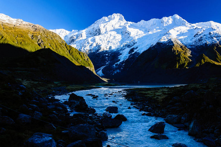 胡克山谷的小道，新西兰库克山，