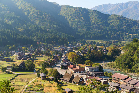 传统的日本白川乡村